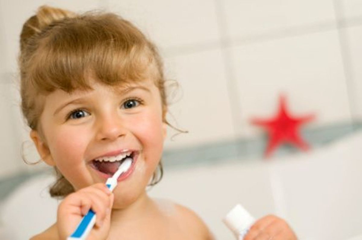 what age should a child go to the dentist