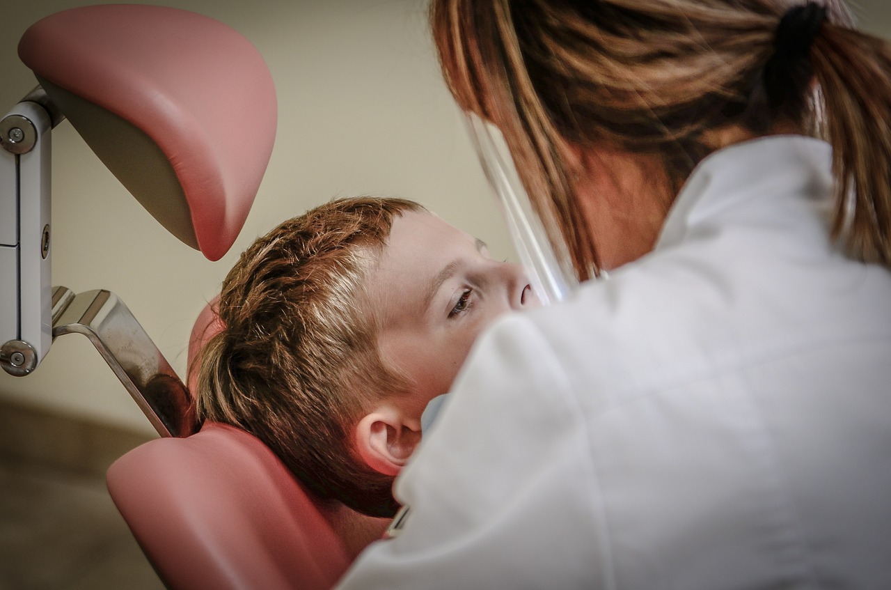 what age should a child go to the dentist - ABC Dentistry